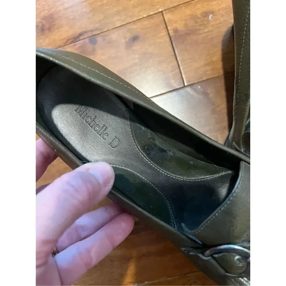 New Michelle D Green platform loafers size 9 leather upper